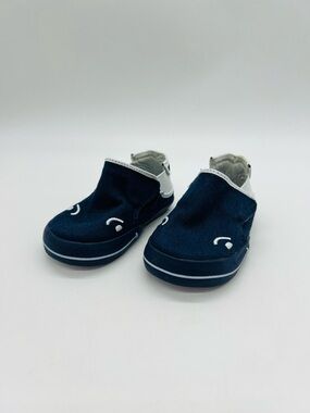 Sperry X Vineyard Vines Navy and White Whale Crib Shoes NWOT